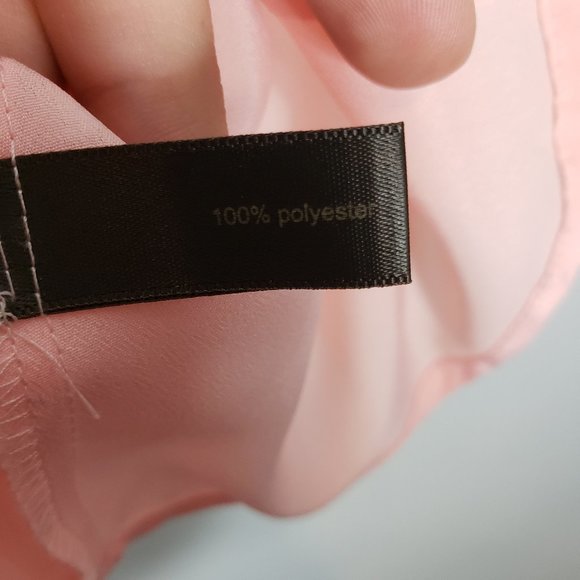 *10/$10* The Limited Button Down Sleeveless Blouse - Picture 3 of 4